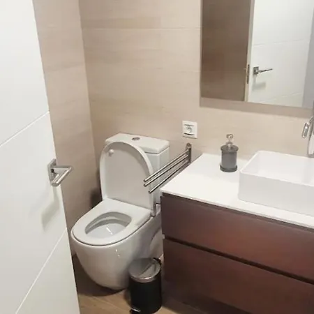 Partial Ocean View 3 Bed - 100 M From The * Benalmadena